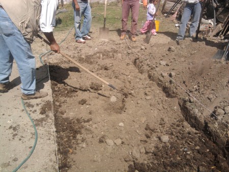 aplicación de abono 2da capa y agua